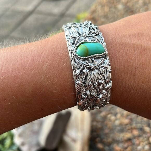 Silver Tone Vintage Cuff Bangle Bracelet Boho Style Turquoise Silver Toned - Picture 6 of 9